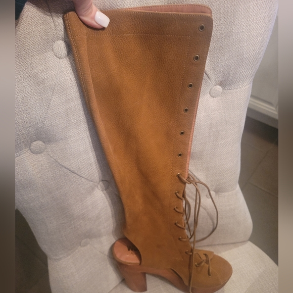 Boots by Jeffrey Campbell - Picture 1 of 4